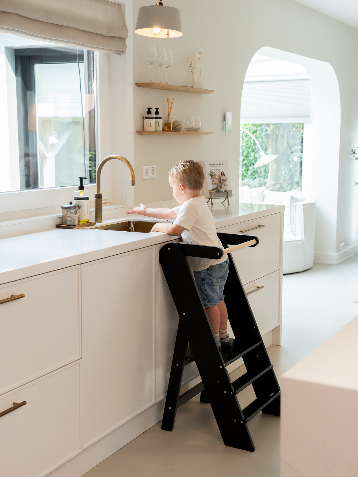 Toadly Maese Montessori Adjustable Learning Tower for Kids - FSC Birch Plywood